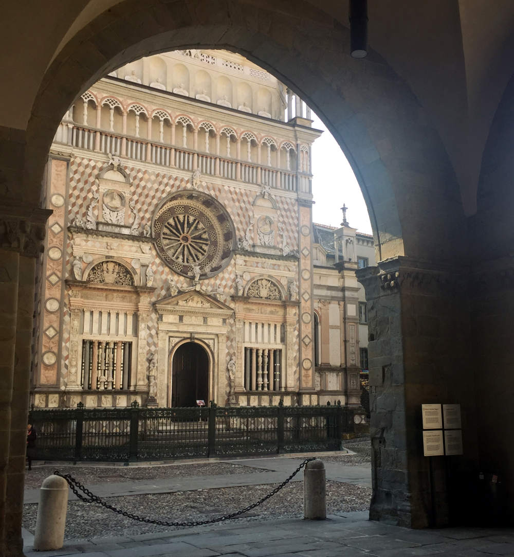 Bergamo: Domfassade