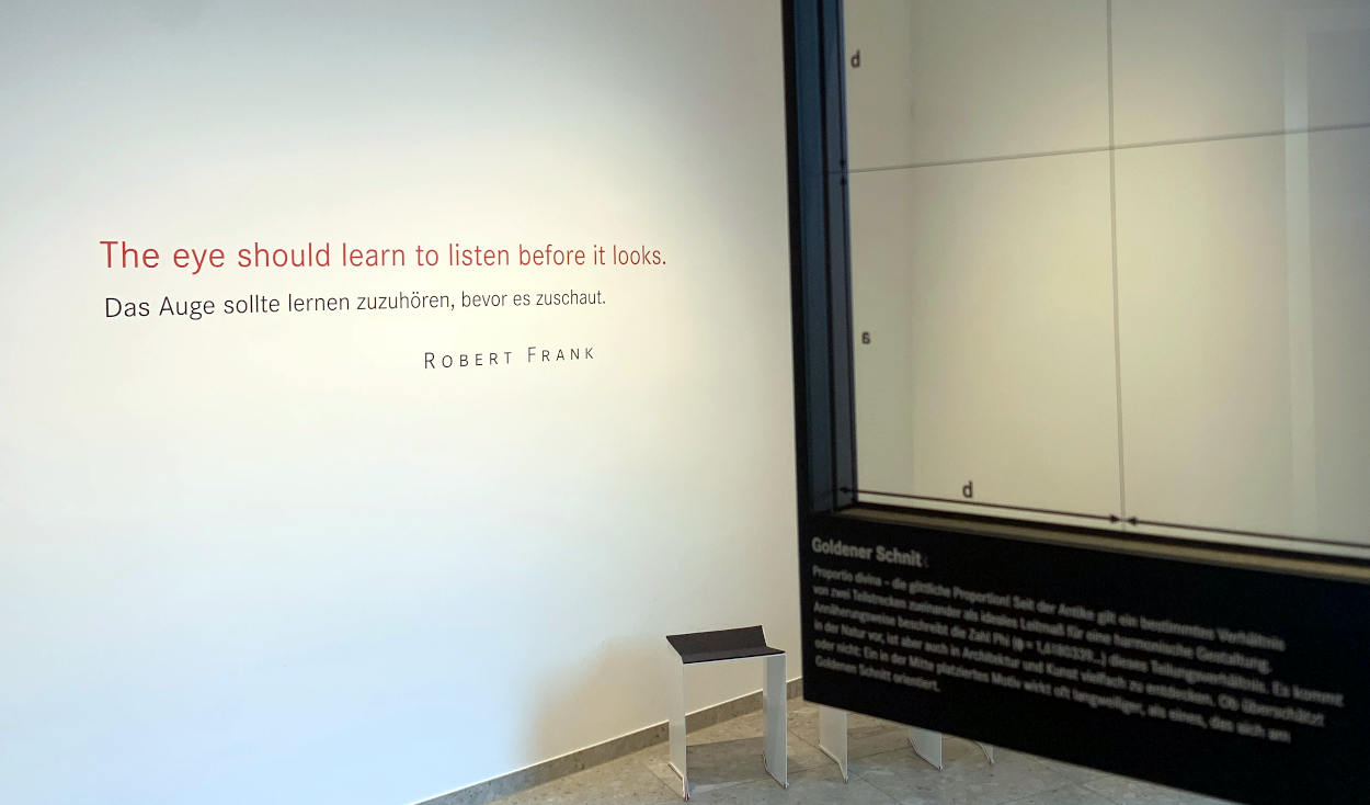 Zitat: The eye should learn to listen before it looks (Robert Frank)